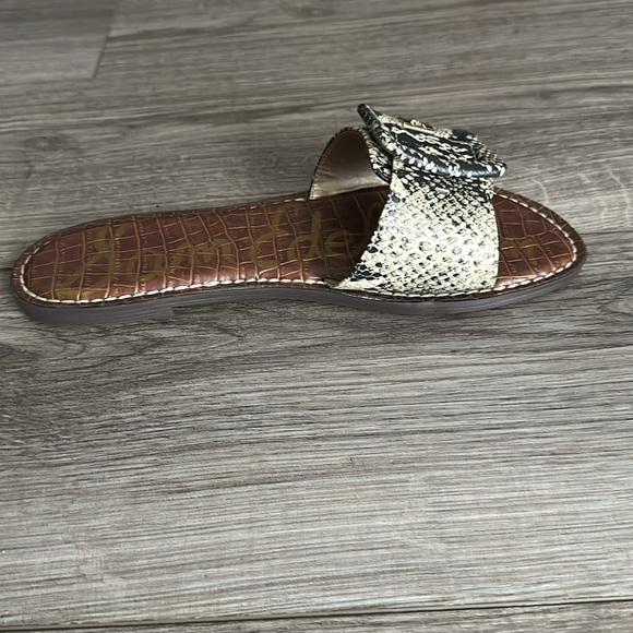 BRAND NEW Sam Edelman Granada Snake Print Sandal Slides with Buckle - Picture 2 of 7